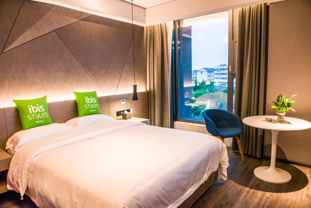 Ibis Styles Suqian Sihong South Hengshan Road Hotel Bagian luar foto